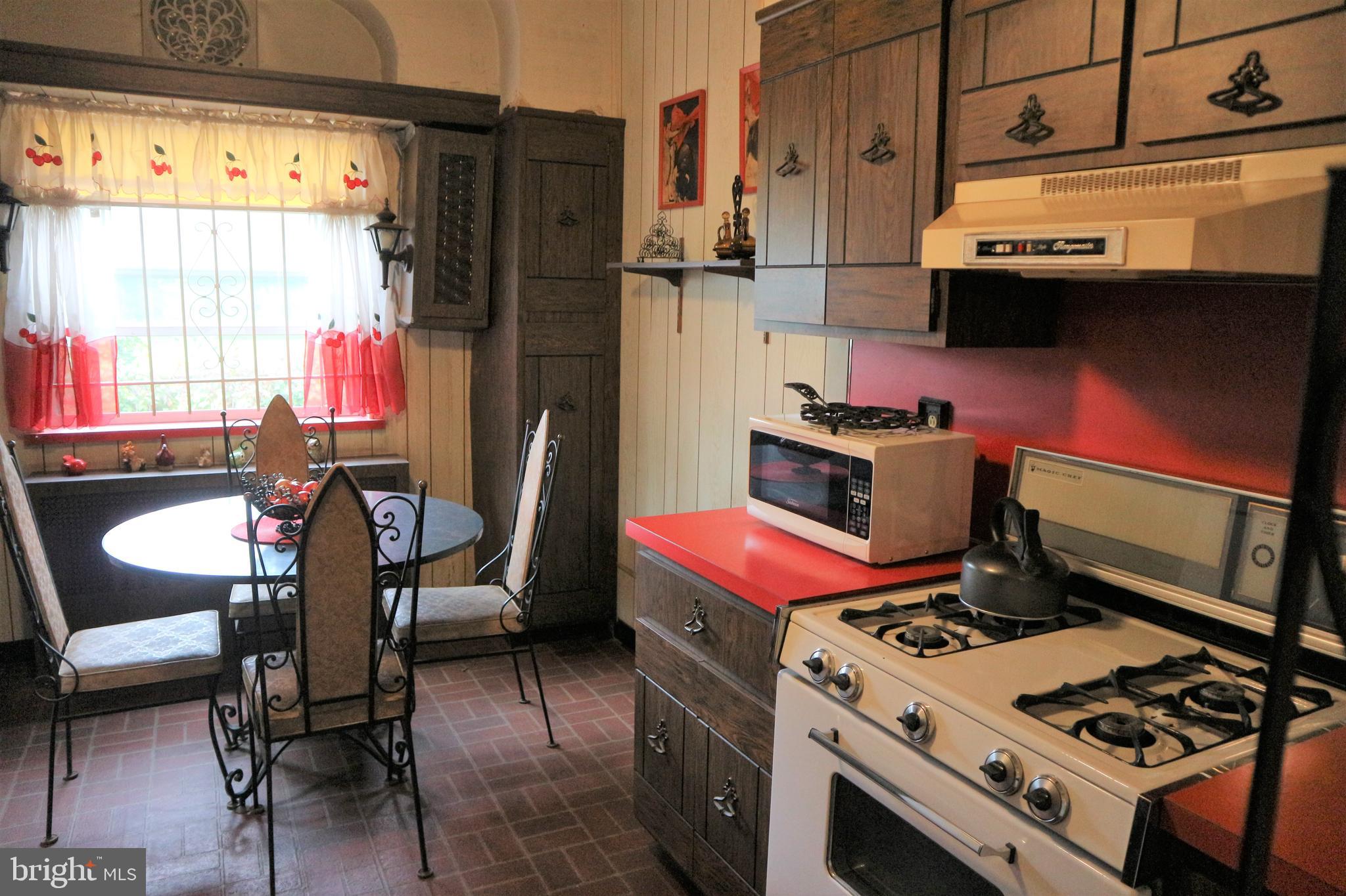 2638 Lenape Road Philadelphia, PA 19131 - Photo 8 of 24 Gallery Image 8