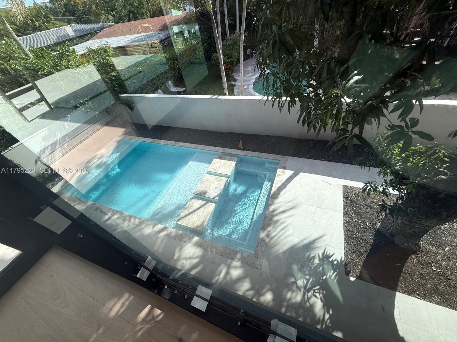 125 Southwest 29th Road Miami, FL 33129 - Photo 21 of 45