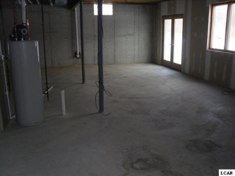 4975 Kalmbach Road Chelsea, MI 48118 - Photo 10 of 10 1020032-9.JPG