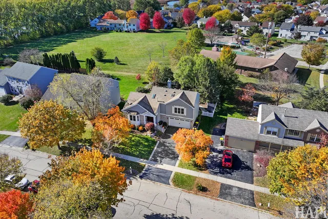 $500,000 | 775 White Pine Circle, Lake In The Hills, IL 60156