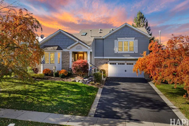 $500,000 | 775 White Pine Circle, Lake In The Hills, IL 60156