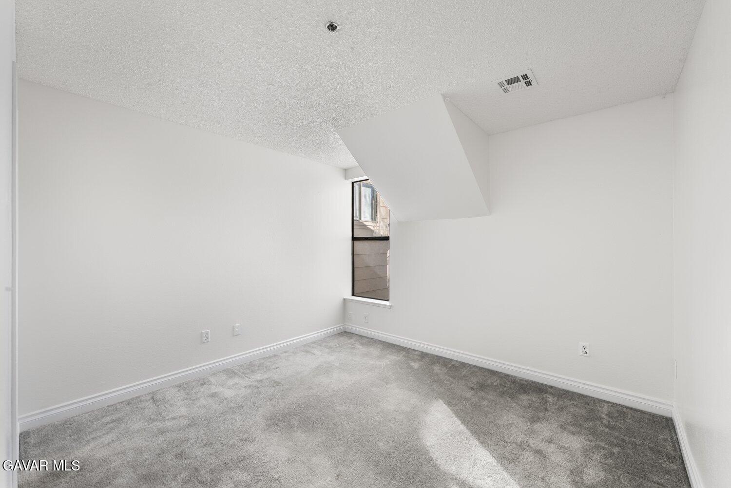 44526 15th Street East, Unit 4 Lancaster, CA 93535 - Photo 23 of 52 a view of an empty room