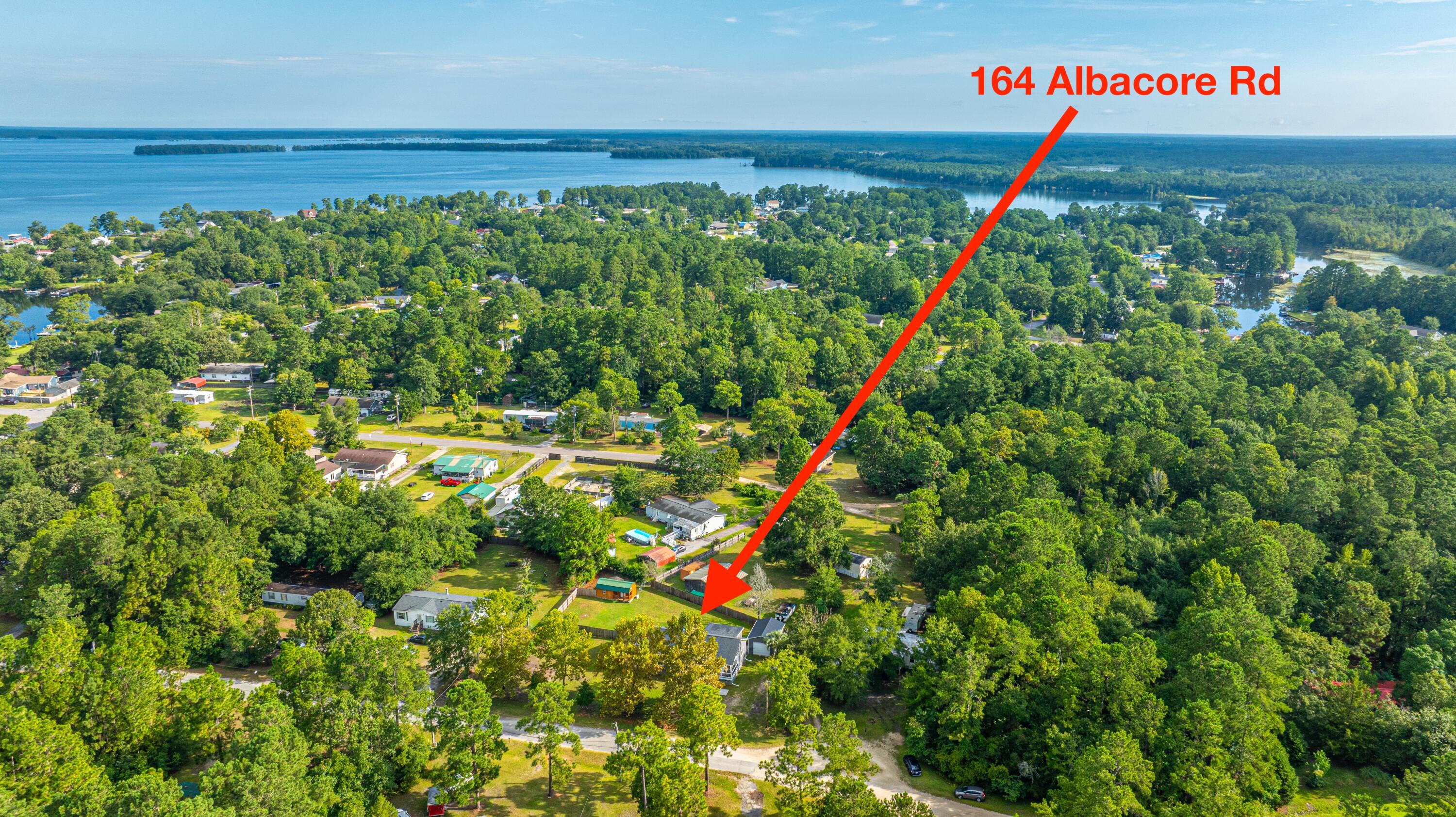 164 Albacore Road Bonneau, SC 29431 - Photo 2 of 72 164AlbacoreRd074 (1)