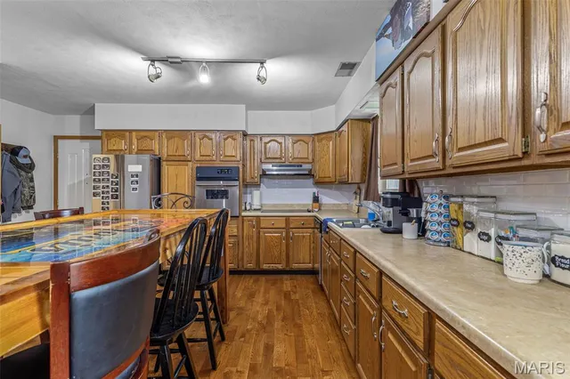 $275,000 | 465 Sycamore Drive, Ste. Genevieve, MO 63670