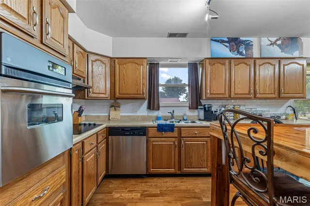 $275,000 | 465 Sycamore Drive, Ste. Genevieve, MO 63670