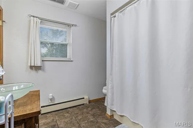 $275,000 | 465 Sycamore Drive, Ste. Genevieve, MO 63670