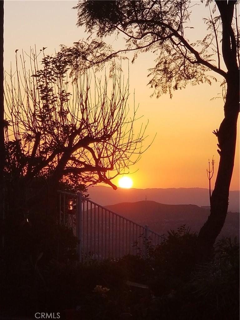 16353 East Peak Court Riverside, CA 92503 - Photo 46 of 55 Sunset3
