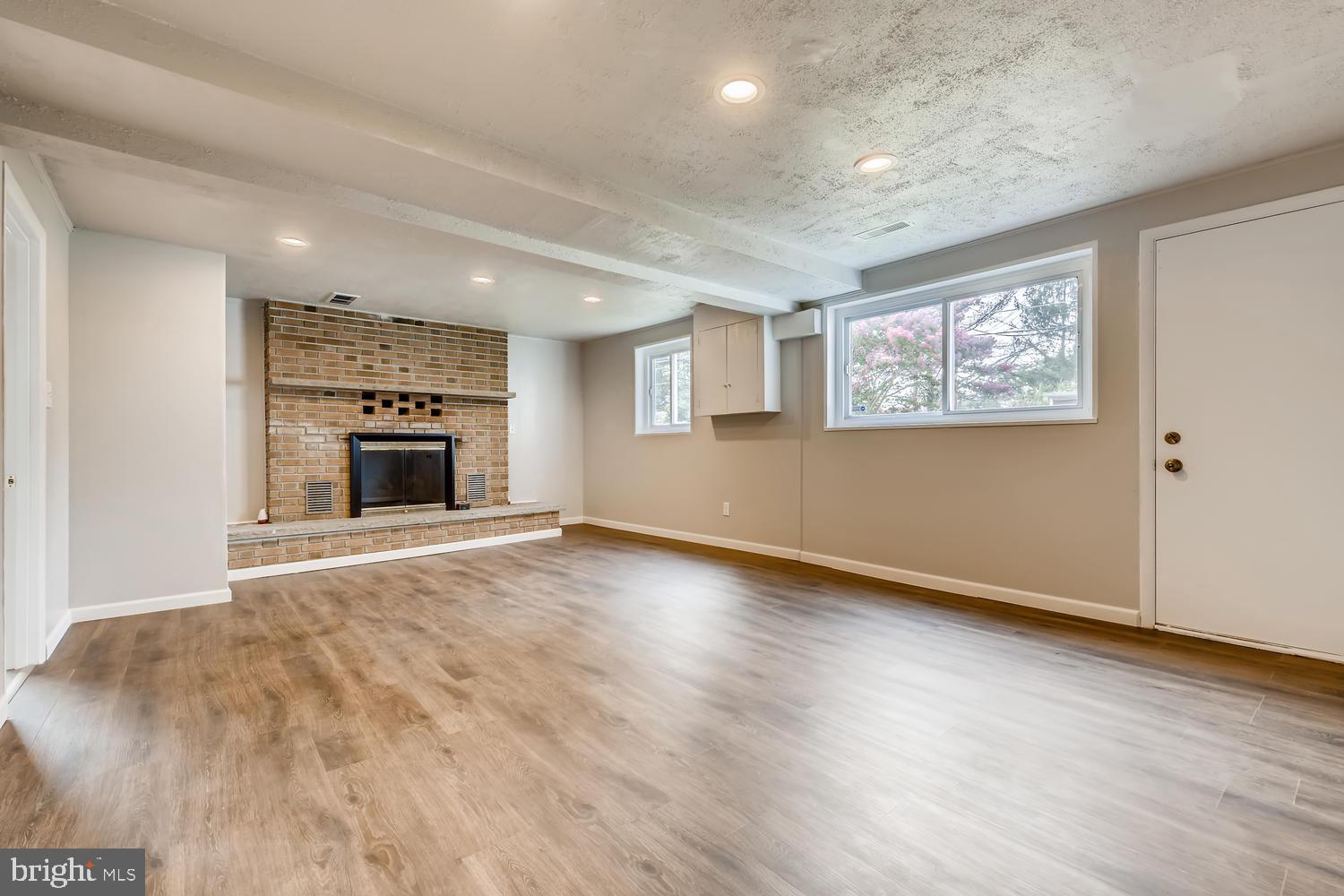 1014 Southridge Road Baltimore, MD 21228 - Photo 19 of 28