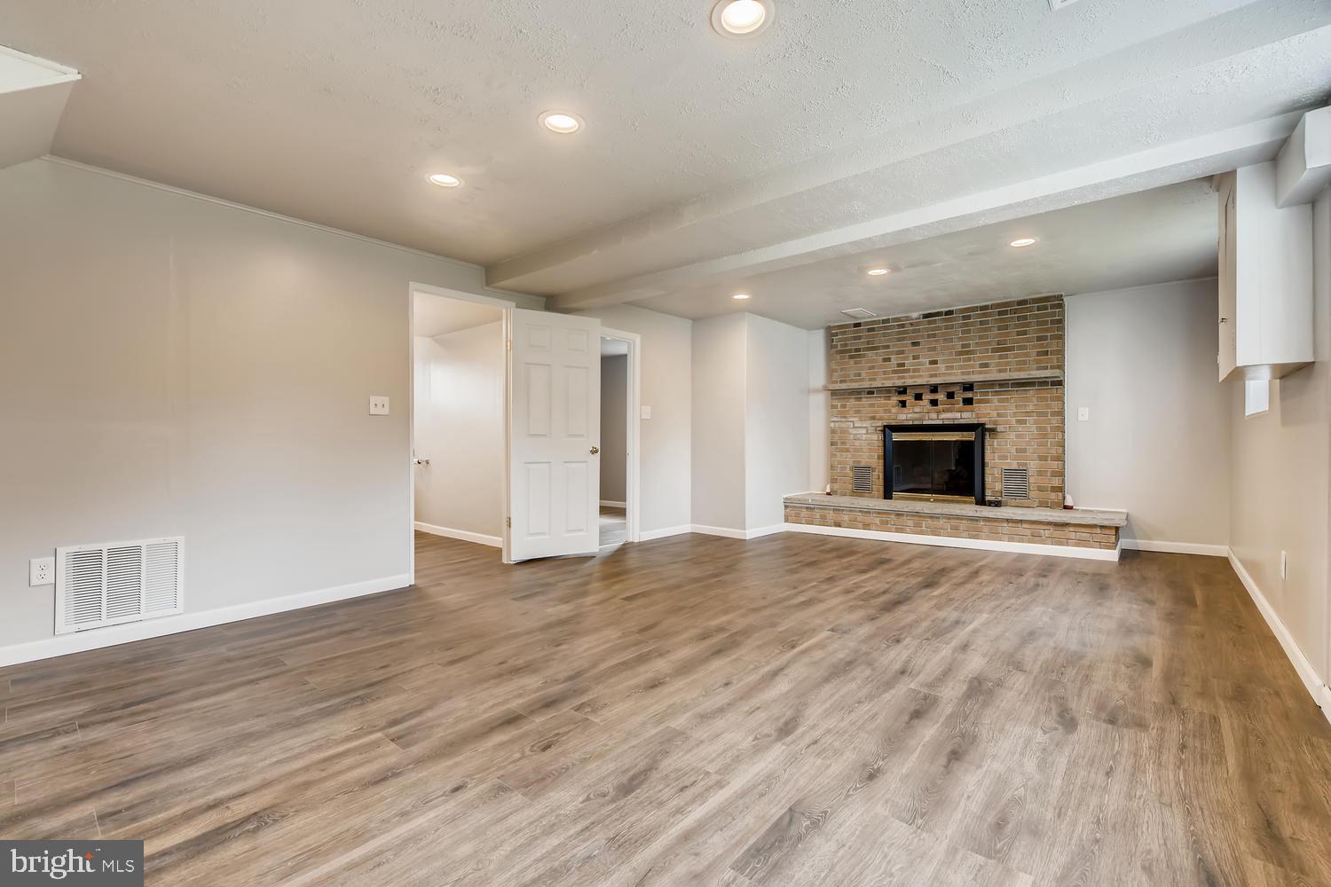 1014 Southridge Road Baltimore, MD 21228 - Photo 20 of 28