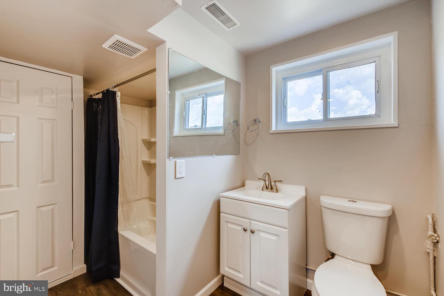 1014 Southridge Road Baltimore, MD 21228 - Photo 22 of 28