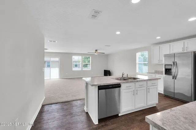 $2,000 | 1983 Pebble Point Drive, Green Cove Springs, FL 32043