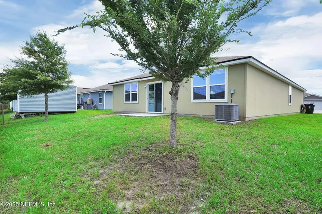 $2,000 | 1983 Pebble Point Drive, Green Cove Springs, FL 32043