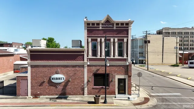 $599,000 | 101 North 2nd Street, Vincennes, IN 47591