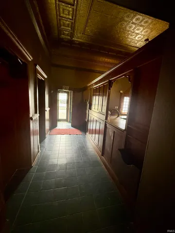 $599,000 | 101 North 2nd Street, Vincennes, IN 47591