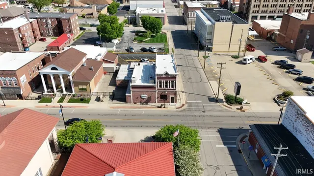 $599,000 | 101 North 2nd Street, Vincennes, IN 47591