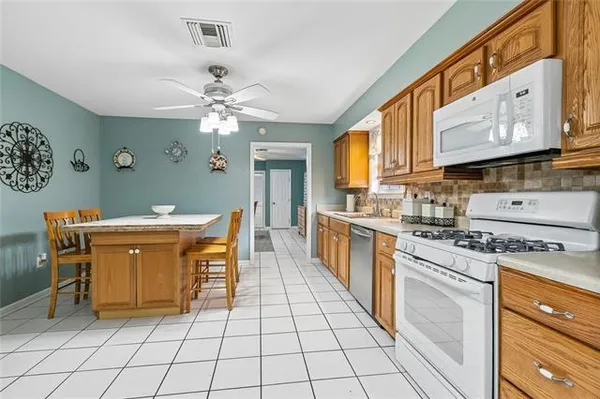 $248,900 | 2212 Fable Street, Meraux, LA 70075