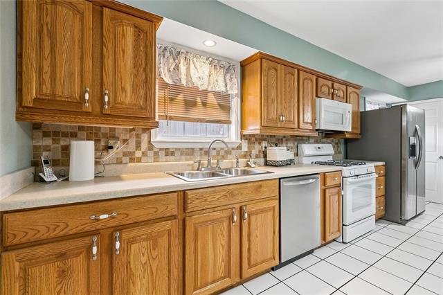 2212 Fable Street Meraux, LA 70075 - Photo 7 of 16