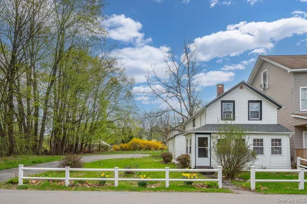 $240,000 | 35 Fallkill Avenue, Poughkeepsie, NY 12601