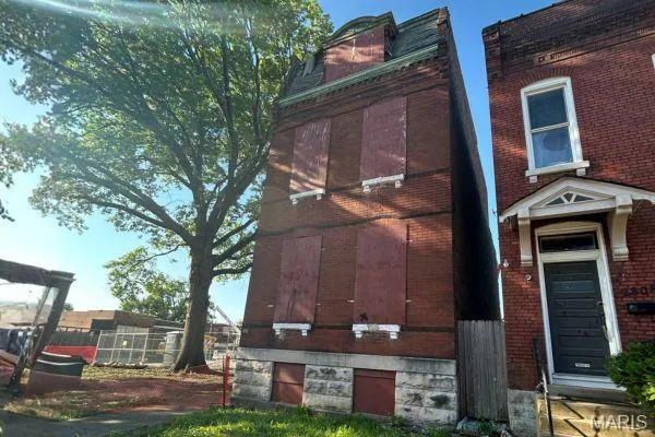 $10,000 | 2806 Magnolia Avenue, St. Louis, MO 63118