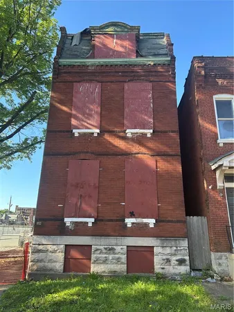 $10,000 | 2806 Magnolia Avenue, St. Louis, MO 63118