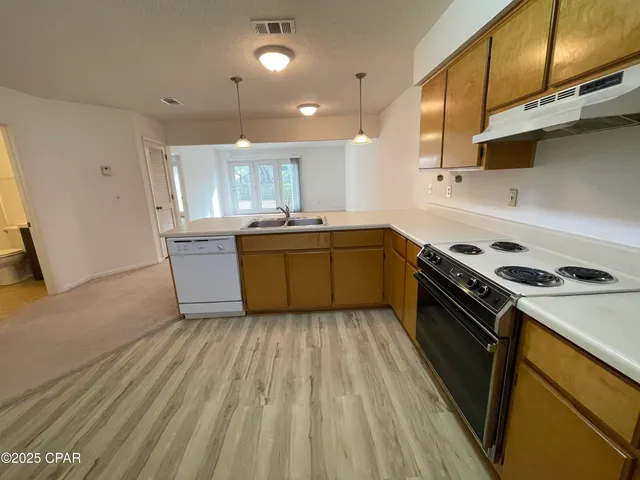 $1,450 | 2026 Baker Court, Unit 21, Panama City, FL 32401