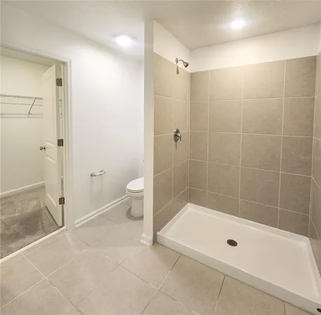 $2,700 | 2215 Green Valley Street, Daytona Beach, FL 32124