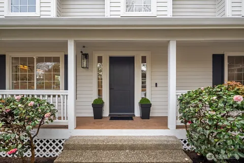 $1,300,000 | 7201 Seward Park Avenue South, Seattle, WA 98118