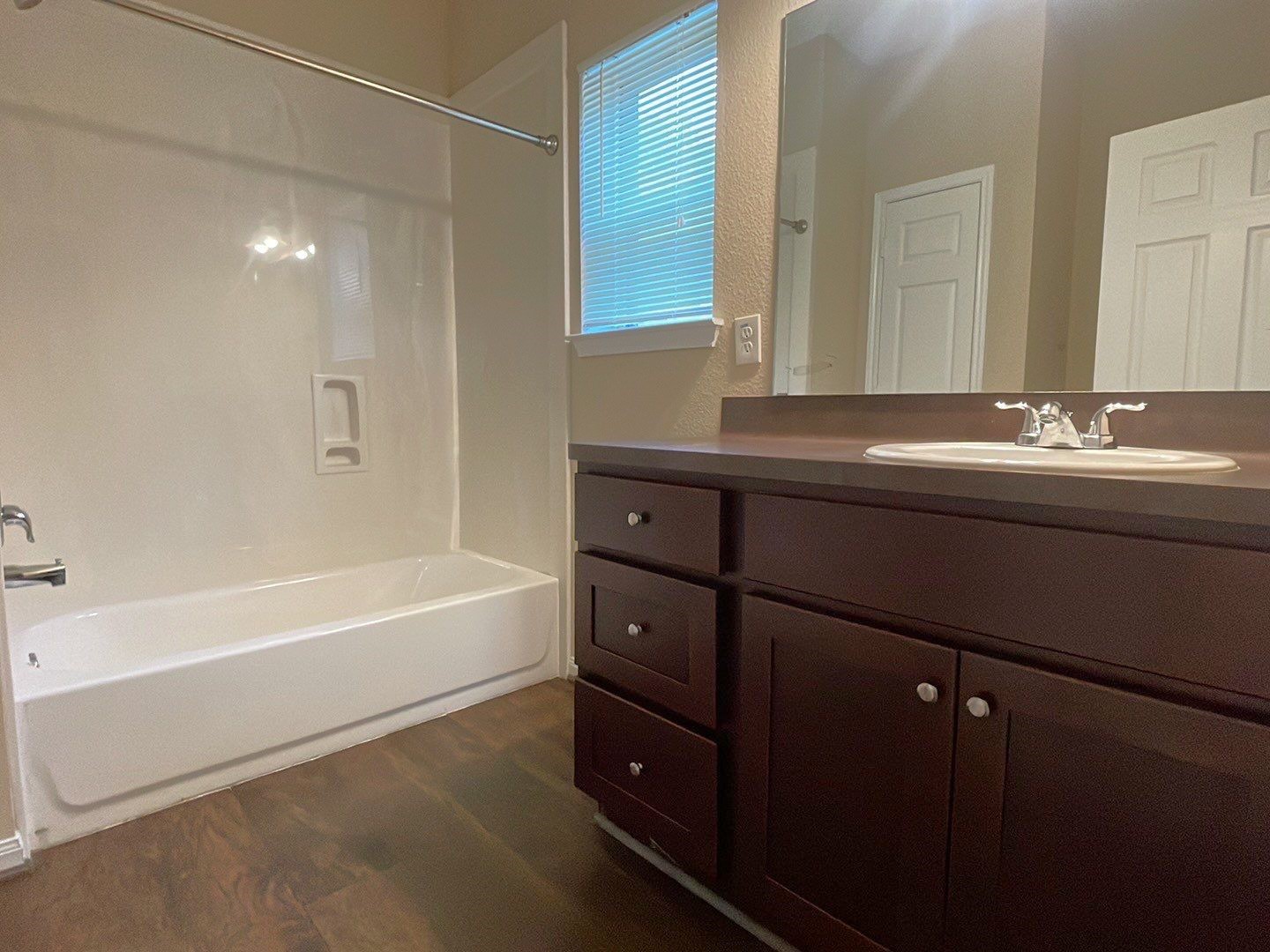 8138 Gallahad Street, Unit A Houston, TX 77078 - Photo 18 of 26 a bathroom with a sink and a bathtub