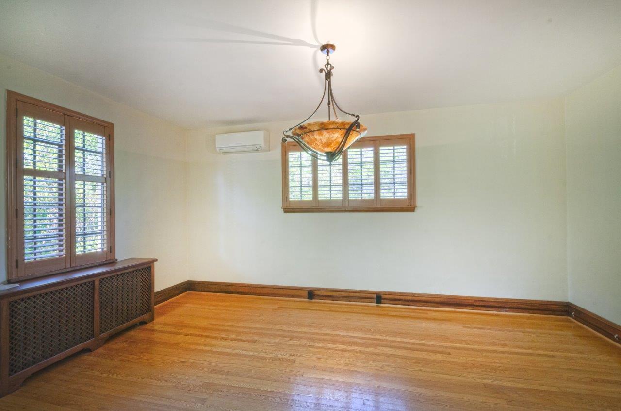 3215 White Oak Road Southwest Roanoke, VA 24014 - Photo 5 of 29 5