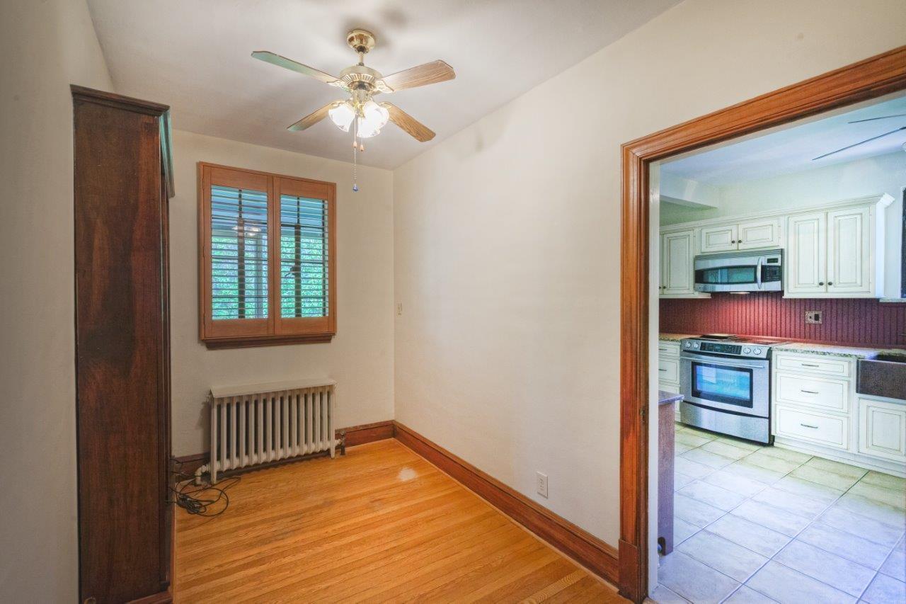 3215 White Oak Road Southwest Roanoke, VA 24014 - Photo 7 of 29 7