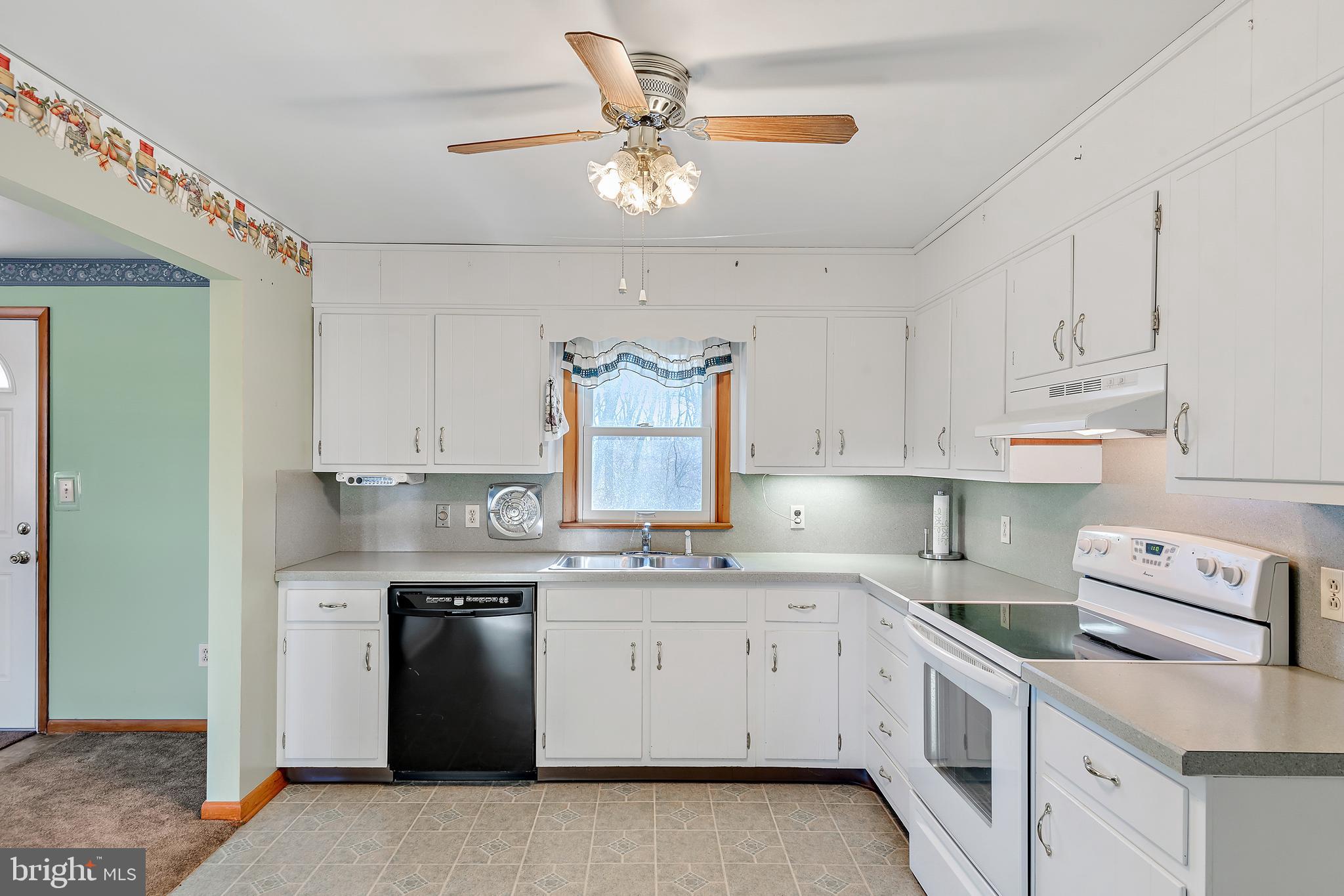 1218 Walnut Bottom Road Carlisle, PA 17015 - Photo 10 of 32 Gallery Image 10
