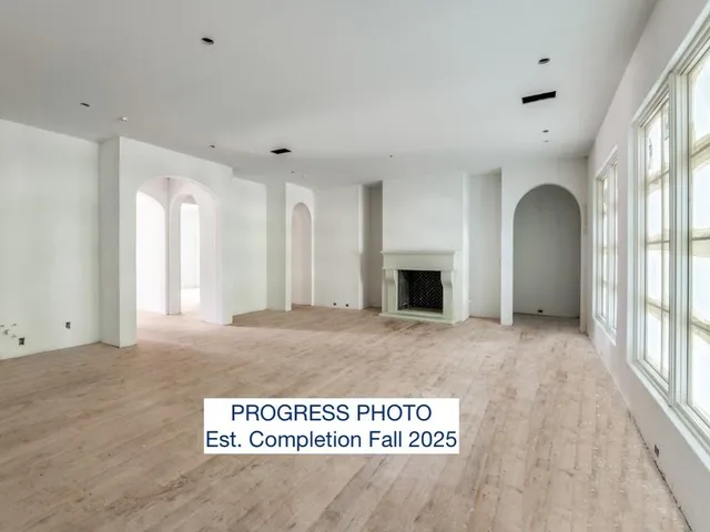 a view of entrance door of the house