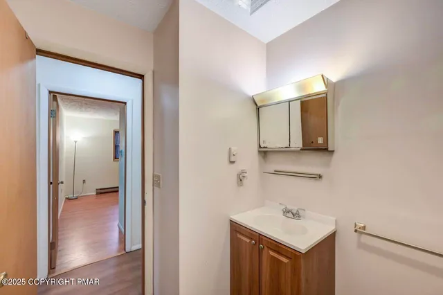 $1,990 | 38 Spokane Road, Albrightsville, PA 18210