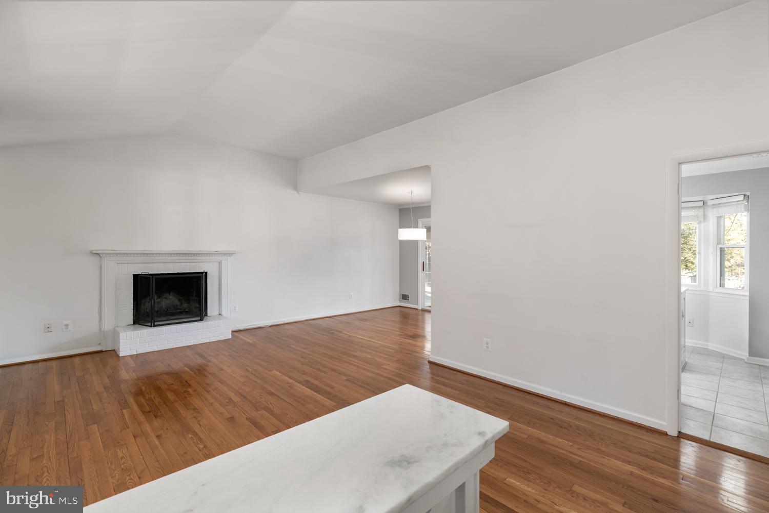 3604 Cornell Road Fairfax, VA 22030 - Photo 3 of 40 Gallery Image 3