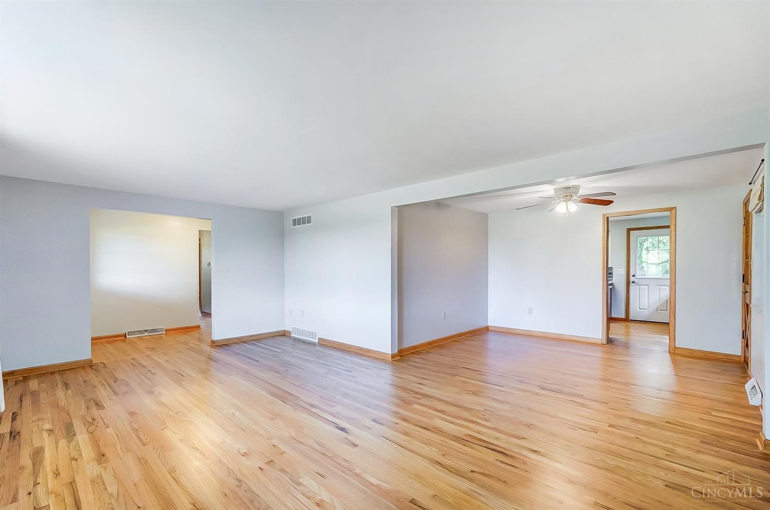5778 Yankee Road Middletown, OH 45044 - Photo 3 of 46 Gallery Image 3