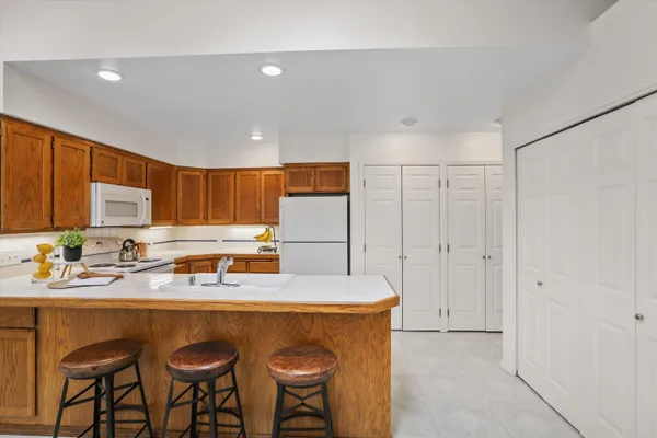 $425,000 | 618 West Holmberg Lane, Spokane, WA 99218