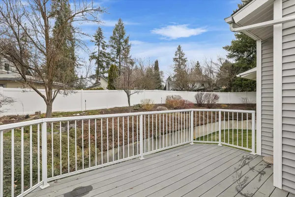 $425,000 | 618 West Holmberg Lane, Spokane, WA 99218