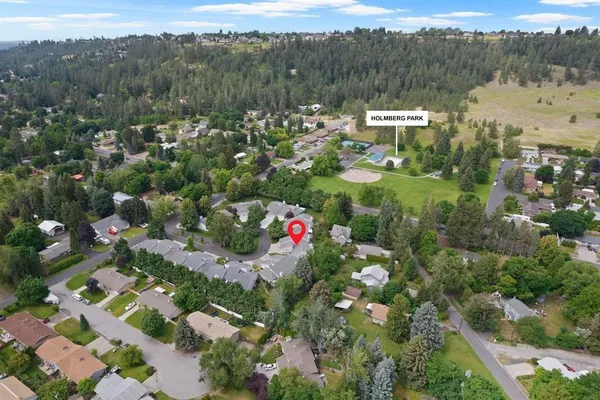 $425,000 | 618 West Holmberg Lane, Spokane, WA 99218