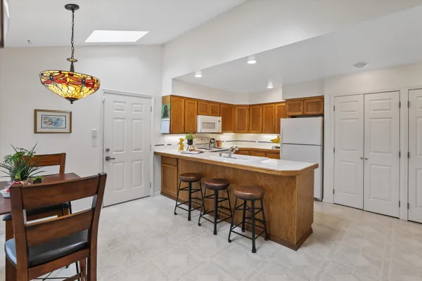 $425,000 | 618 West Holmberg Lane, Spokane, WA 99218