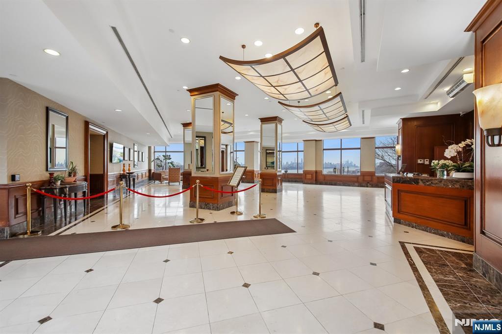 100 Old Palisade Road, Unit 2209 Fort Lee, NJ 07024 - Photo 2 of 27