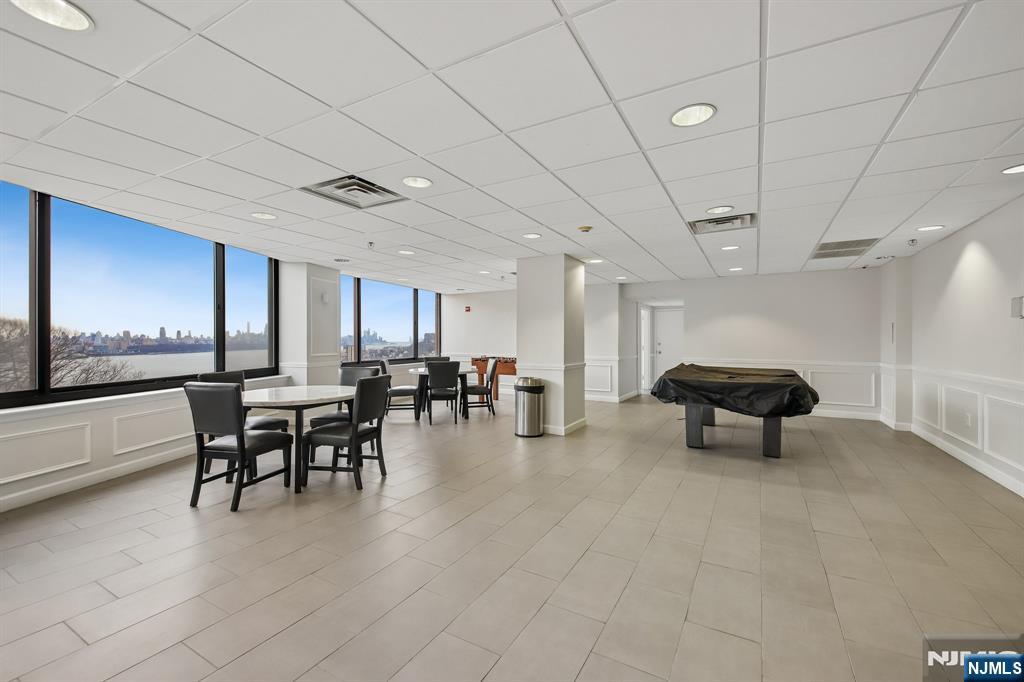100 Old Palisade Road, Unit 2209 Fort Lee, NJ 07024 - Photo 25 of 27