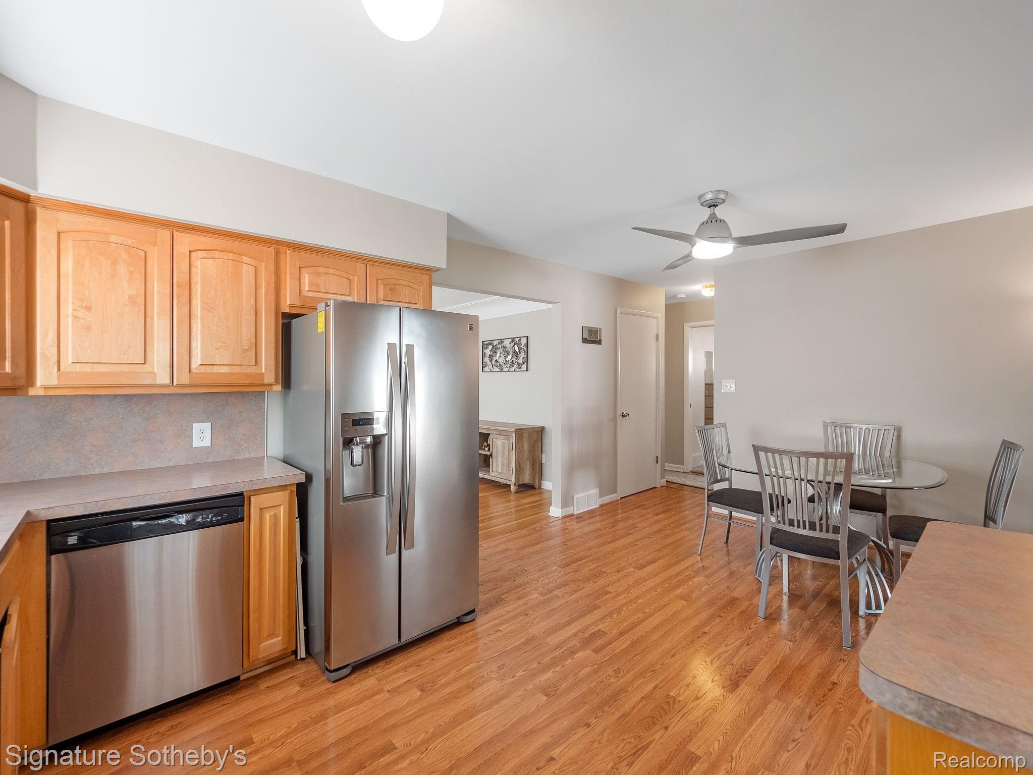 1930 Massoit Road Royal Oak, MI 48073 - Photo 9 of 37 24-web-or-mls-P4133457.jpg