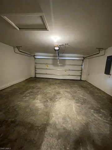 $2,000 | 9018 South Castle Circle, LaBelle, FL 33935