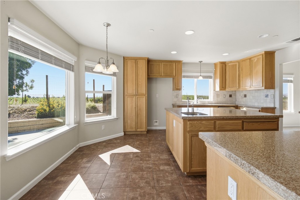 8020 Baron Way Paso Robles, CA 93446 - Photo 31 of 74