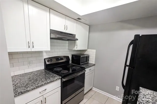 $179,000 | 8021 Cedar Glen Drive, Charlotte, NC 28212