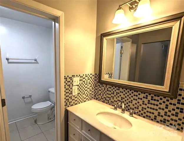 $179,000 | 8021 Cedar Glen Drive, Charlotte, NC 28212