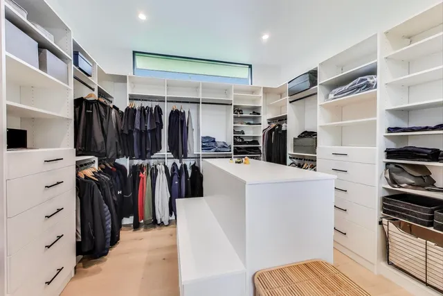 $2,200,000 | 821 Harms Road, Glenview, IL 60025