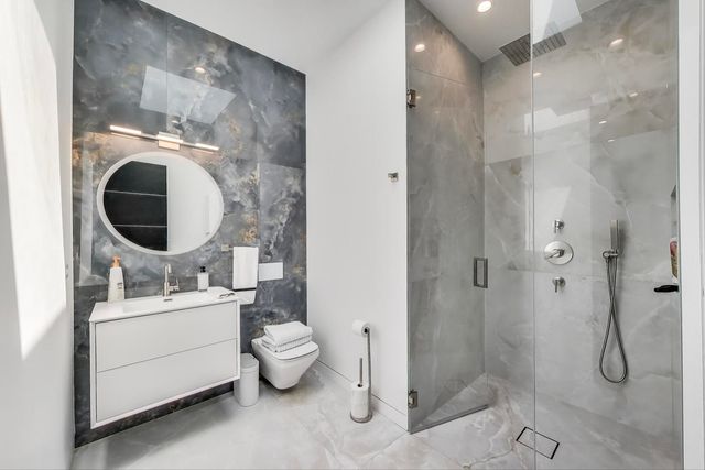 $2,200,000 | 821 Harms Road, Glenview, IL 60025