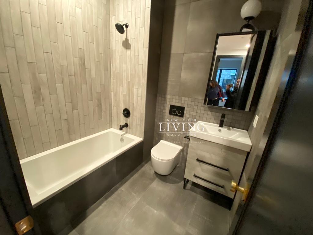 561 4th Avenue, Unit 5B Brooklyn, NY 11215 - Photo 8 of 10