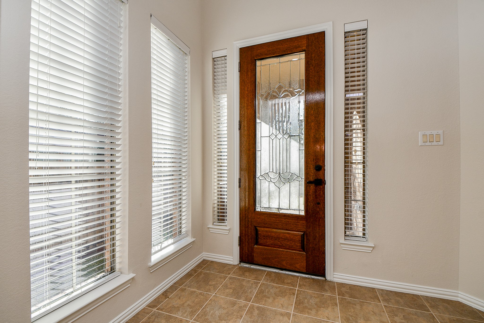 45 Cherry Hills Houston, TX 77064 - Photo 5 of 49 View of the foyer in this beautiful house.